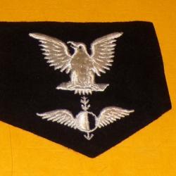 ARMEE AMERICAINE U.S :  U.S NAVY TISSU DE AEROGRAPHER'S MATE , BON ETAT VOIR PHOTOS . POUR TOUT RENS