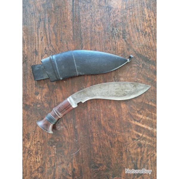 Petit kukri chasse bushcraft randonne