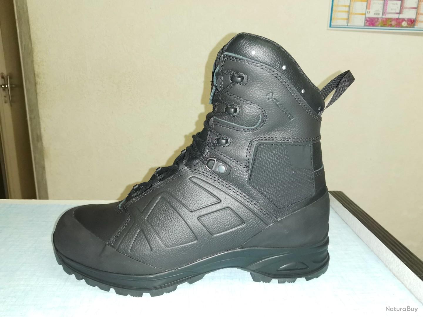 Chaussures Haix randonnée/intervention 42,43 et 47 Neuves