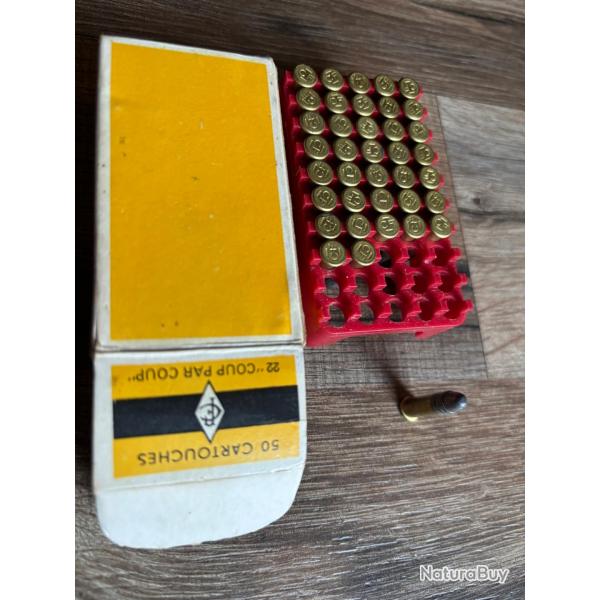Boite munitions incomplte calibre 22 LR anciennes / Cartoucherie Franaise
