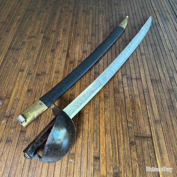 BEAU SABRE FRANAIS D'ABORDAGE DE MARINE 1833 MANUFACTURE ROYALE DE CHATELLERAULT