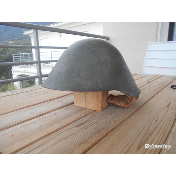 Casque NVA arme Allemagne de l'Est