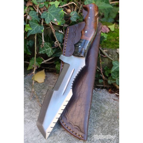 Couteau Bushcraft Trakker Survie Lame Acier Carbone 1055 Manche Bois Etui Cuir Fabric Artisanale