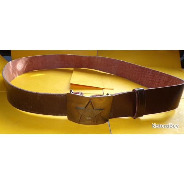 CEINTURON EN MATIERE SYNTHETIQUE  DE L'ARMEE RUSSE , LONGUEUR DU CEINTURON POUR ATTACHE 100 CM MAXI
