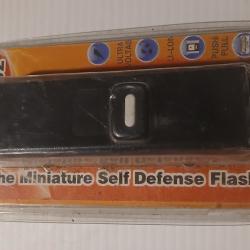 MINI TASER LAMPE TW 1502