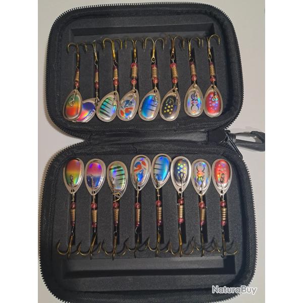 Etui de 16 cuillères pour la pêche du carnassier neuf