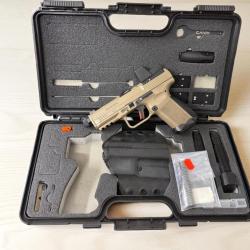 PISTOLET CANIK TP-9 ELITE COMBAT FDE 9X19 + MECANIK M02