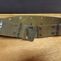 Ancien ceinturon militaire de foyer type FAMAS - bon état