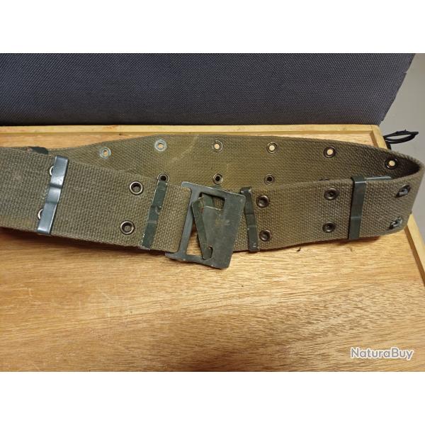 Ancien ceinturon militaire de foyer type FAMAS - bon tat