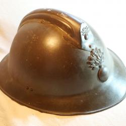 Rare Casque Adrian modèle 26 d'officier kaki avec double grenade ref OUB25CSQ003