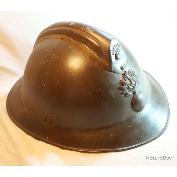 Rare Casque Adrian modèle 26 d'officier kaki avec double grenade ref OUB25CSQ003