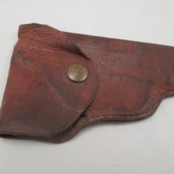 petit étui en cuir  probablement  pour petit automatique