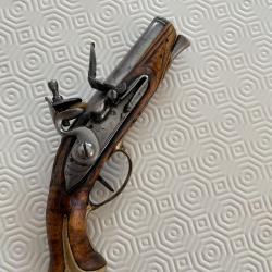 Pistolet de voyage à silex