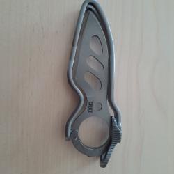 crkt daktyl
