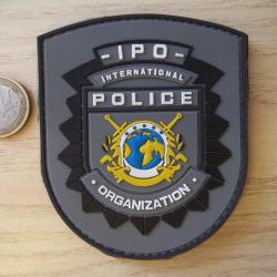 obsolète !!. écusson PVC I.P.O - International Police Organization, insigne collection