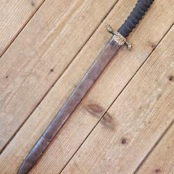 dague de venerie lame de bayonette manche en corne de gazelle