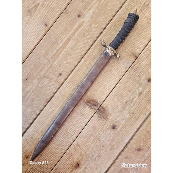 dague de venerie lame de bayonette manche en corne de gazelle