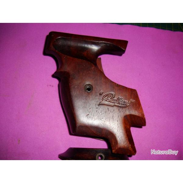 PLAQUETTES POUR PISTOLET BAIKAL