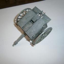 soldat en plomb ,caisson à munitions