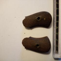 paire de vielles plaquettes de crosse bois petit revolver
