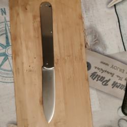 Kanife tout en inox fair artisanalement en France par Julien marie
