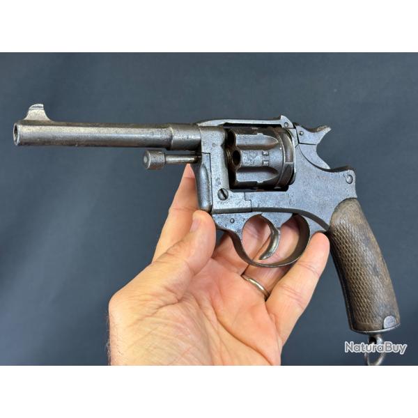 revolver 1892 acier forg st etienne cal 8/92. catgorie D