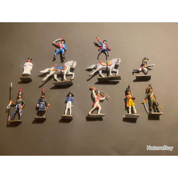 une srie de soldats de plomb poque empire 8 pitons et 2 cavaliers