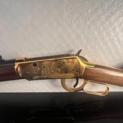 CARABINE À LEVIER SOUS GARDE WINCHESTER, MODÈLE 1894 COMMANCHE CARABINE