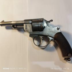 revolver  1873 en parfait etat