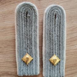 PAIRE DE PATTES D ÉPAULE DE LIEUTENANT DE L INFANTERIE