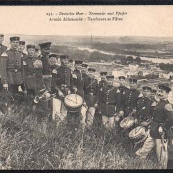CPA - Armée Allemande : Tambours et Fifres N°4058