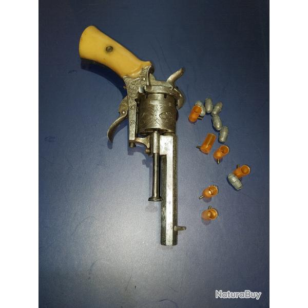 Revolver à broches 7mm type lefaucheux avec 6 cartouches rechargeables Spalek