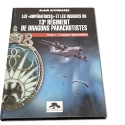 Les Impératrice et les insignes du 13e RDP