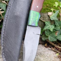 Bushcraft Couteau de Chasse Survie Lame Acier Carbone 1055 Manche 2 Bois Etui Cuir Fabric Artisanale