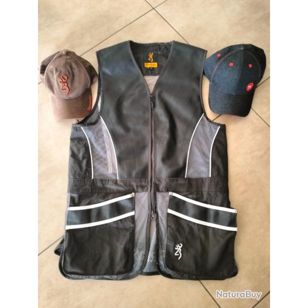 Gilet Ball Trap Browning taille L + Deux casquettes Browning Winchester
