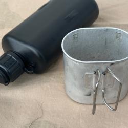 gourde + quart M84 armee Suisse