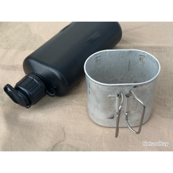 gourde + quart M84 armee Suisse