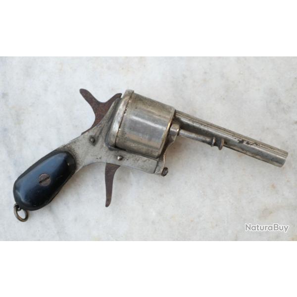 Trs rare petit revolver air comprim type Lefaucheux avec poire interne CAE25PIS001