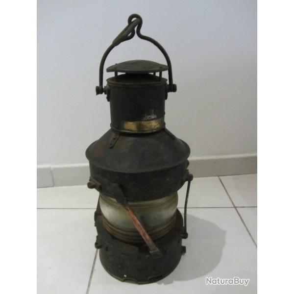 Lanterne de la Royal Navy 1942