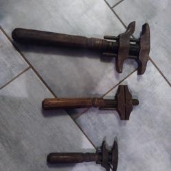 Lot de 3 clés anglaises de taille différente --- deux modèles sont plus rares avec la prise déporté