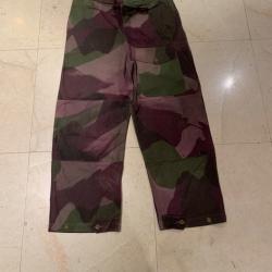 Beau pantalon Anglais Windproof Trousers . « Peau de Saucisson »