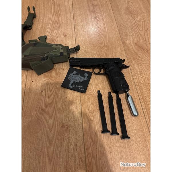 colt 1911 co2 gbb STTI + 3 chargeurs + holster et patch rare offert