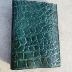 Portefeuille/Porte Monnaie vintage à 4 volets, cuir teinté vert verni (XXé)