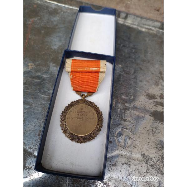 Mdaille prvoyance sociale