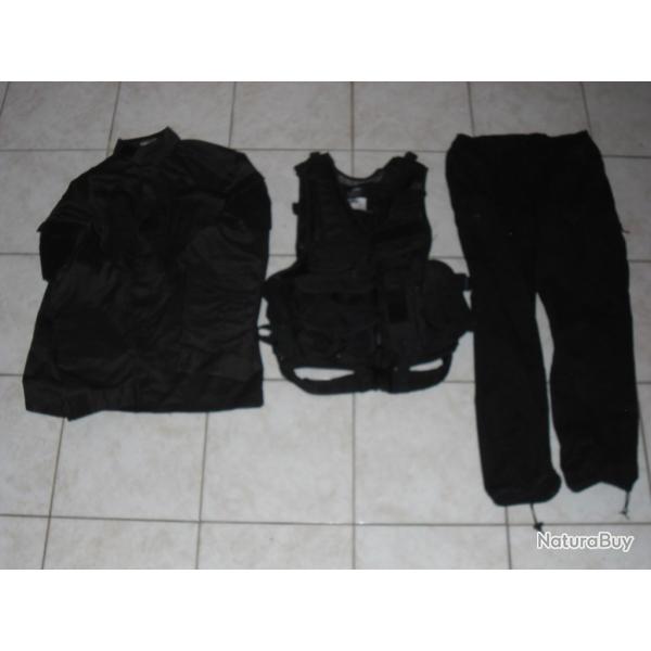 GILET TACTIQUE ET TENUE