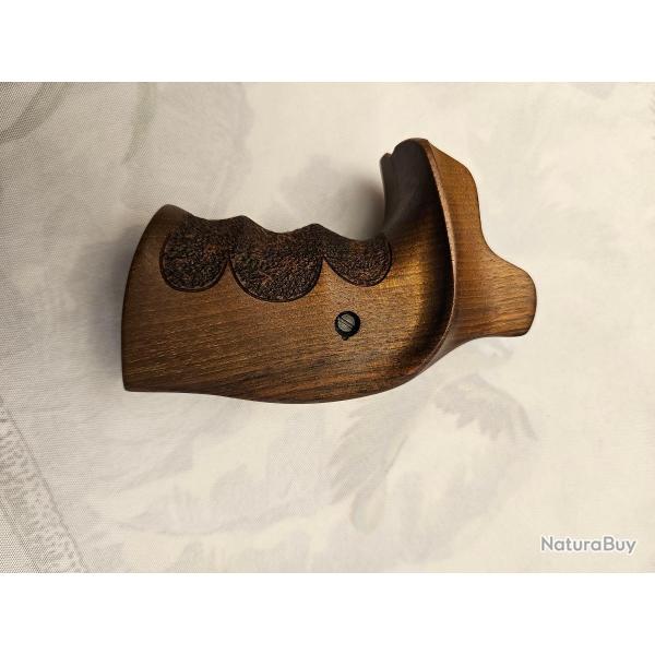 crosse bois ergonomique revolver smith et wesson