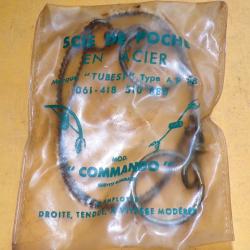 SCIE DE POCHE EN ACIER MODELE COMMANDO , MARQUE TUBEST TYPE A.P 88   , ETAT NEUF SOUS EMBALLAGE , EX