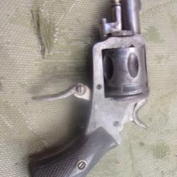 revolver type Bulldog  longueur 12,5 cm