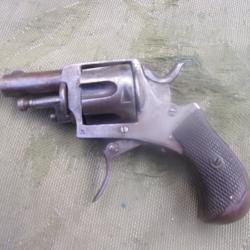 revolver type Bulldog  longueur 12 cm