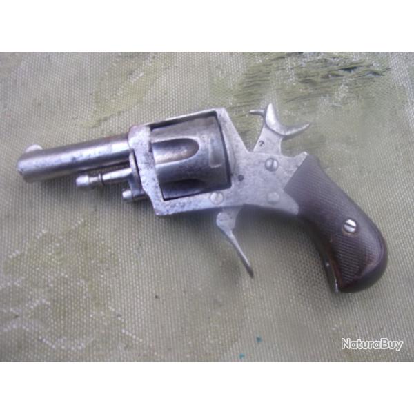 revolver type Bulldog  longueur 15  cm